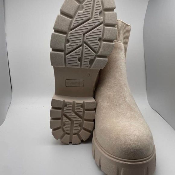 CUSHIONAIRE Women's STRETCH slip on Chelsea boot CREAM 8 - Picture 6 of 6